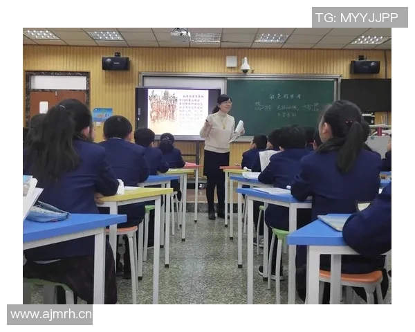 《聚焦赛季发展与球队表现的全景分析》 《聚焦赛季发展与球队表现的全景分析》